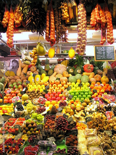 Bancarella Al Mercato Di La Boqueria A Barcellona Buy This Stock Photo And Explore Similar Images At Adobe Stock Adobe Stock