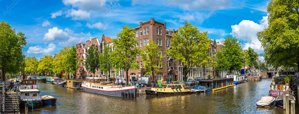 Obraz na płótnie Canal and bridge in Amsterdam w salonie