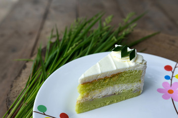 Green coconut cake