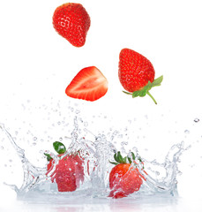 Wall Mural - Fresh Strawberries with water splash