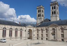 Centre Mondial De La Paix / Cathédrale - Verdun - France