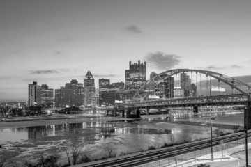  Skyline of downtown Pittsburgh