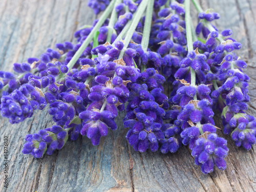 Obraz w ramie lavender flowers on the wooden background