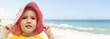 © izuboky - child beach panoramic hands holding hat