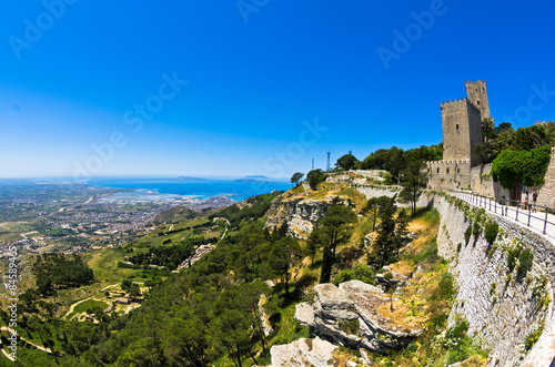 Fotografie, Obraz Promenade and viewpoint to famous Egadi islands, Erice, Sicily