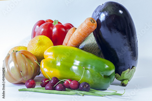 Fototapeta do kuchni Pomodori melanzane peperoni e altra frutta