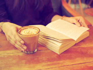 Wall Mural - Asian woman with coffee