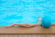 © jannoon028 - Woman relaxing on the swimming pool