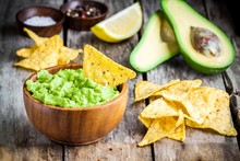 Homemade Guacamole With Corn Chips
