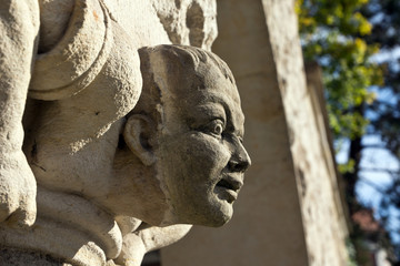  Kopf einer Skulptur