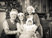  Antique Photo Of Happy Family Celebrating Christmas