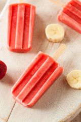 Wall Mural - Homemade Strawberry and Banana Popsicles