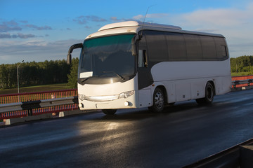 tourist bus