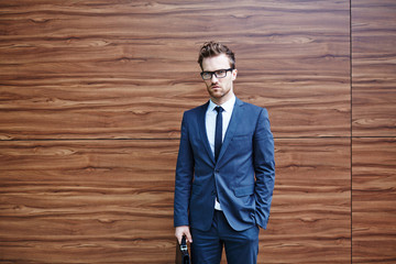 Canvas Print - Businessman in formalwear