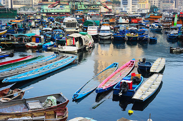 Wall Mural - Boats in Aberdeen village, HK