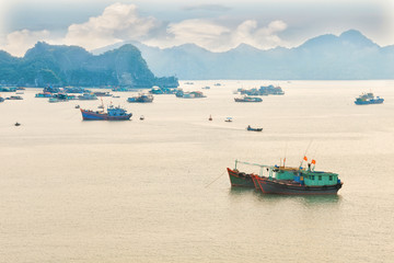 Poster - Dreamy seascape with authentic colourful boats