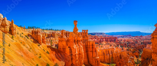 Cuadros en Lienzo Panoramic view of beautiful Bryce Canyon National Park, Utah, USA