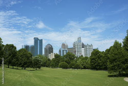Plakat Linia horyzontu środek miasta Atlanta, Gruzja od Podgórskiego parka