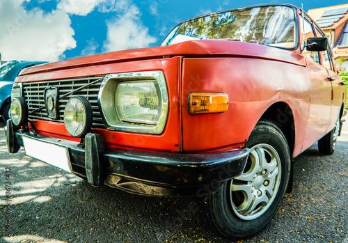 Fototapeta na wymiar DDR Retro roter Wartburg