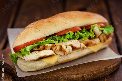 Naklejka - mata magnetyczna na lodówkę Grilled chicken sandwich