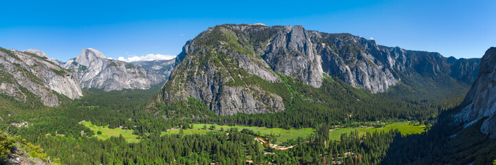 Wall Mural - Yosemite National Park panorama from Columbia Rock
