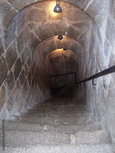 Naklejka na drzwi Pasadizo a las mazmorras en Peñíscola, Valencia, España