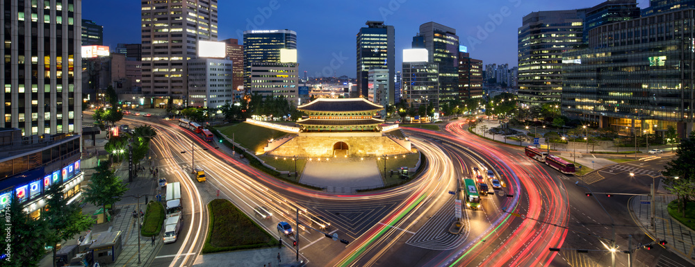 Sungnyemun Namdaemun Gate in Seoul Korea  - obrazy, fototapety, plakaty 