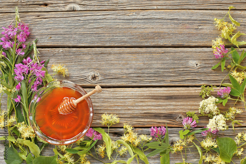 Obraz w ramie Honey from various summer flowers