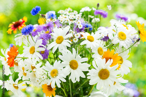 Fototapeta na szkło bouquet of summer flowers
