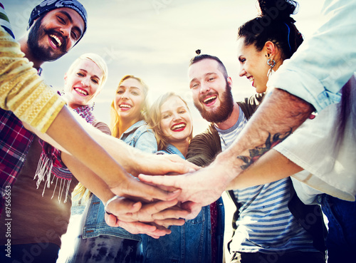 Fotografía Friendship Join Hands Celebration Summer Beach Concept