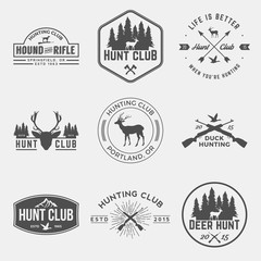 Wall Mural - vector set of hunting club labels, badges and design elements