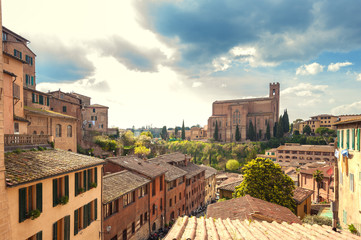 Canvas Print - The medieval city of Siena in southern Tuscany, Italy