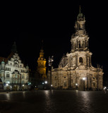 Fototapeta Miasto - Dresden bei nacht schloßplatz hofkirche