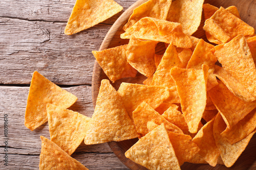 Fotografía Nachos corn chips in the bowl close-up. Horizontal top view