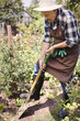 © gpointstudio - Senior man digging in the garden