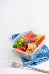 Clean food lunch box