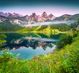 Poster - Sunny summer morning on the Vorderer Gosausee lake