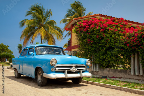 Naklejka na kafelki Classic cuban car