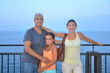 canvas print picture - Familie in Polignano a Mare