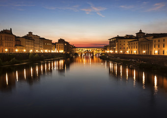 Wall Mural - view of ponte vecchio - florence, italy