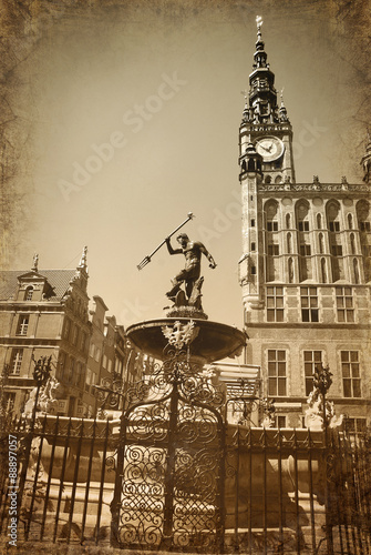Nowoczesny obraz na płótnie vintage style photo of Neptune fountain in Gdansk