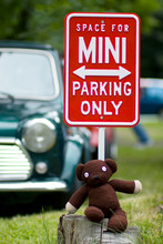 Mini Cooper's Parking