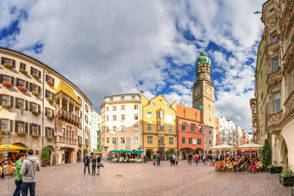 Innsbruck Altstadt Goldenes Dachl, Panorama  - obrazy, fototapety, plakaty 