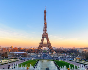 Fototapete - Eiffel Tower, Paris, France