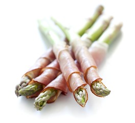 Wall Mural - Asparagus wrapped in ham (no background)