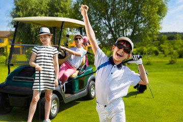 Kids golf competition