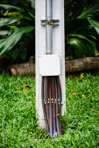 Fotografía Installed electrical cable ground infrastructure.