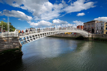Liffey Bridge Known As Ha'penny Bridge Is A Pedestrian Bridge Over The River Liffey In Dublin City Centre, Built In 1816 Of Cast Iron