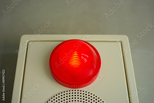 火災報知器 赤色灯 Buy This Stock Photo And Explore Similar Images At Adobe Stock Adobe Stock