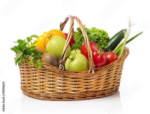 Naklejka dekoracyjna Basket with fruits and vegetable